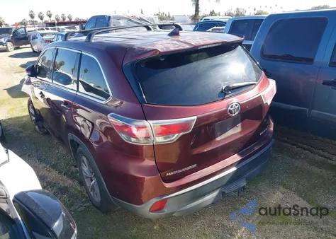 2015 Toyota Highlander Le Plus V6 from USA, damaged, VIN 5TDBKRFH4FS218260